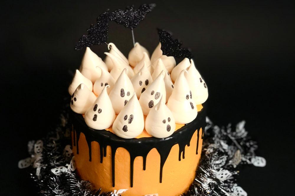 A Spooky Halloween Cakes