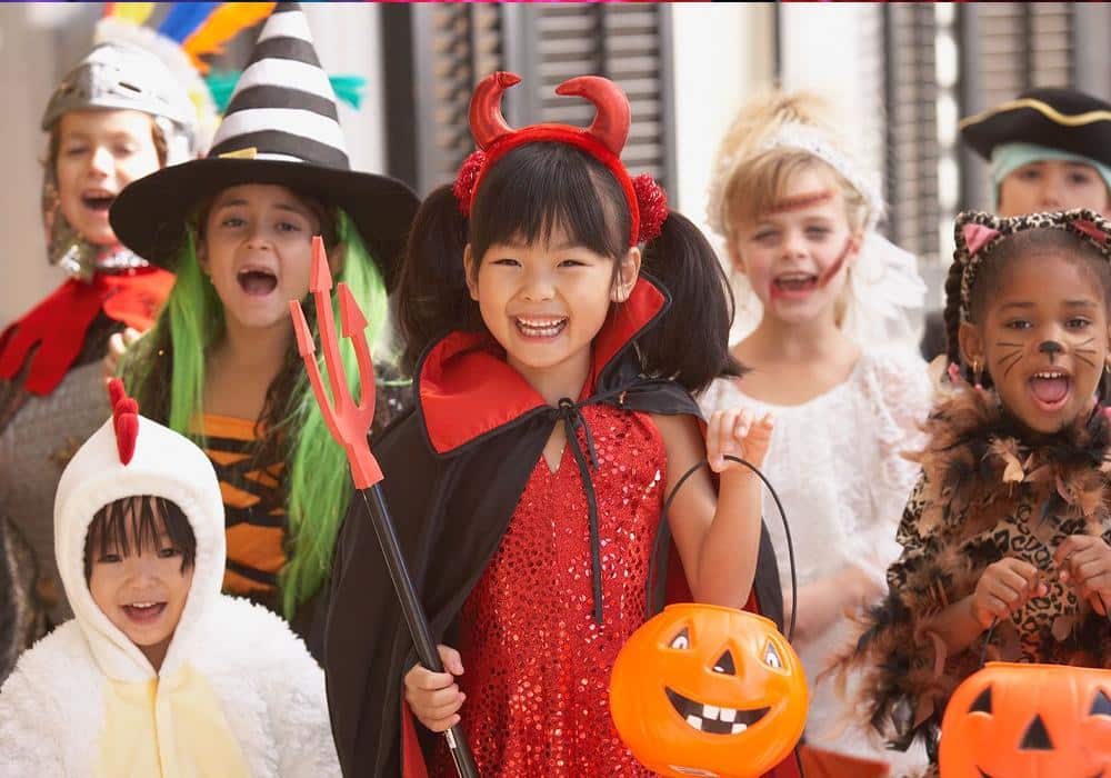 Keeping Your Kids Safe On Halloween